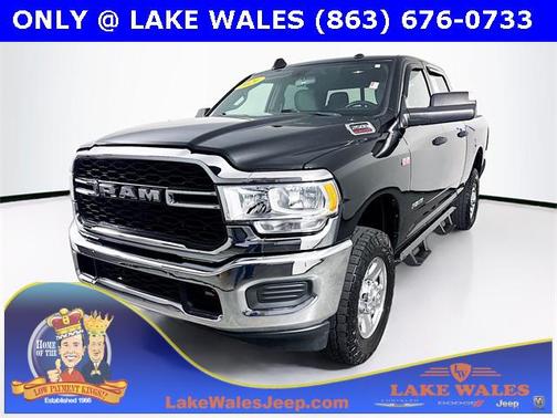 2021 RAM 2500 Tradesman Crew Cab 4x4 6'4' Box