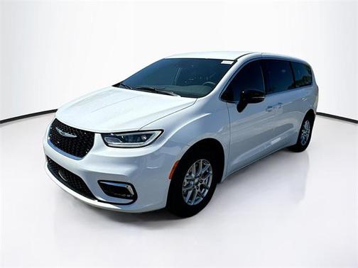 2025 Chrysler Pacifica L