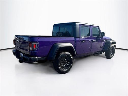 2026 Jeep Gladiator Sport