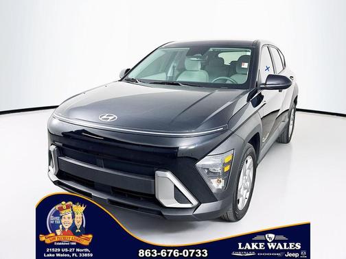 2025 Hyundai KONA SE