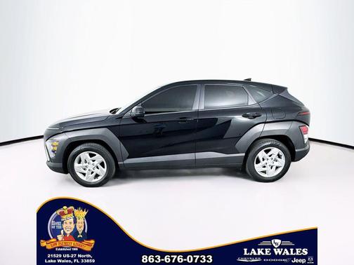 2025 Hyundai KONA SE