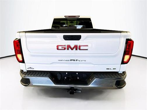 2022 GMC Sierra 1500 SLE