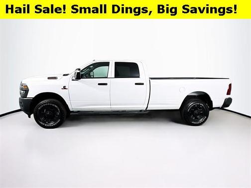 2025 RAM 3500 Tradesman Crew Cab 4x4 8' Box