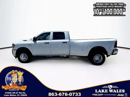Bright White Clearcoat 2026 RAM 3500 Tradesman Crew Cab 4x4 8' Box