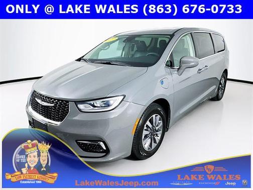 2022 Chrysler Pacifica Hybrid Touring L
