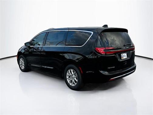 2025 Chrysler Pacifica L