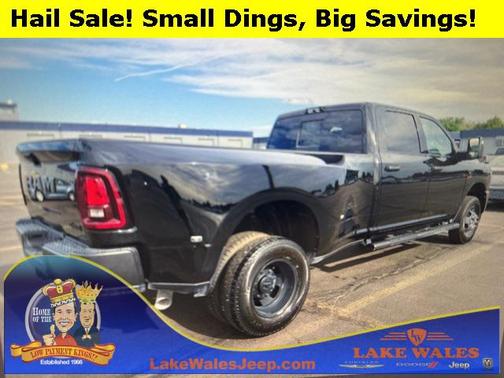 2025 RAM 3500 Tradesman Crew Cab 4x4 8' Box