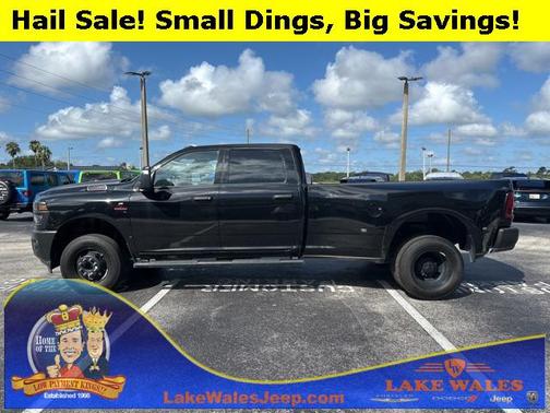 2025 RAM 3500 Tradesman Crew Cab 4x4 8' Box