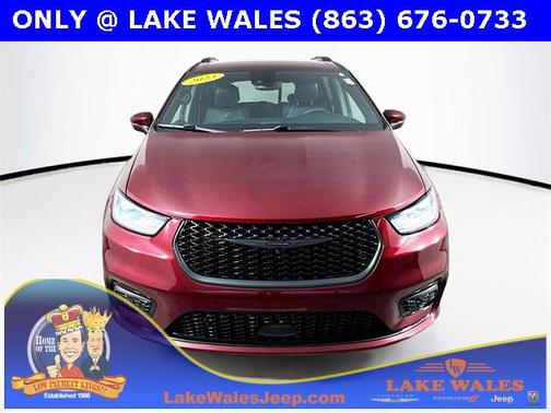 2023 Chrysler Pacifica Touring L