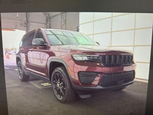 Velvet Red Pearlcoat 2024 Jeep Grand Cherokee Altitude