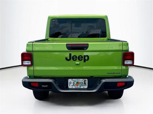 2025 Jeep Gladiator High Tide