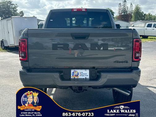 Ceramic Gray Clearcoat 2026 RAM 2500 Black Express Crew Cab 4x4 6'4' Box
