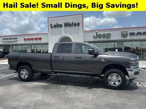 2025 RAM 3500 Tradesman Crew Cab 4x4 8' Box