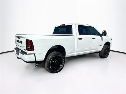 2025 RAM 2500 Big Horn Crew Cab 4x4 6'4' Box