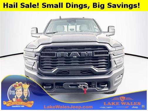 2025 RAM 2500 Tradesman Crew Cab 4x4 6'4' Box