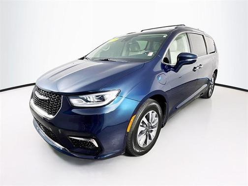 2021 Chrysler Pacifica Hybrid Touring L