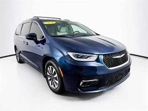 2021 Chrysler Pacifica Hybrid Touring L
