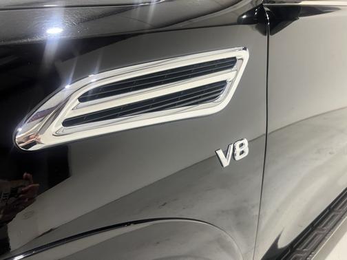 Super Black 2022 Nissan Armada SV