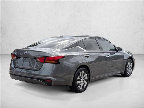 Gun Metallic 2025 Nissan Altima S FWD