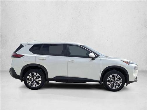 Pearl White Tricoat 2023 Nissan Rogue SV