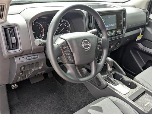 2025 Nissan Frontier S