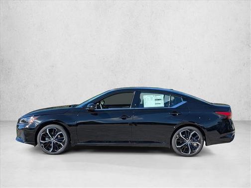 2025 Nissan Altima SR FWD