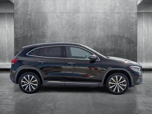 2021 Mercedes-Benz GLA 250 Base 4MATIC