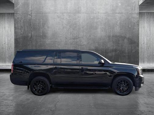 2020 GMC Yukon XL SLT