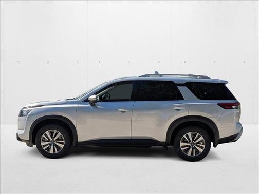 2025 Nissan Pathfinder SL FWD