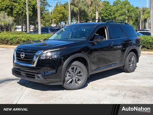 2025 Nissan Pathfinder SV FWD