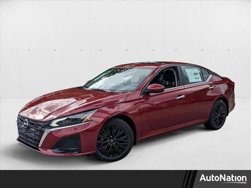 2025 Nissan Altima SV FWD