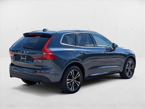 2019 Volvo XC60 T5 Momentum