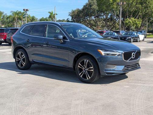 2019 Volvo XC60 T5 Momentum