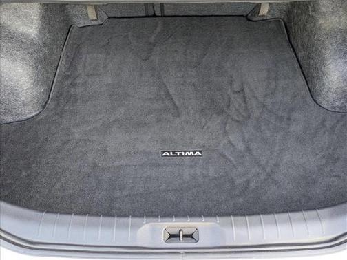 2023 Nissan Altima SR FWD