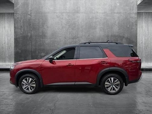 2025 Nissan Pathfinder SL FWD