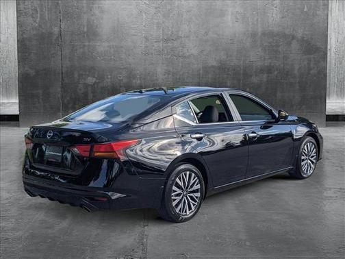 Super Black 2024 Nissan Altima 2.5 SV