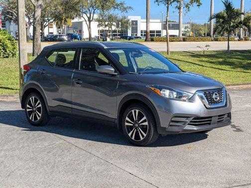 2020 Nissan Kicks SV