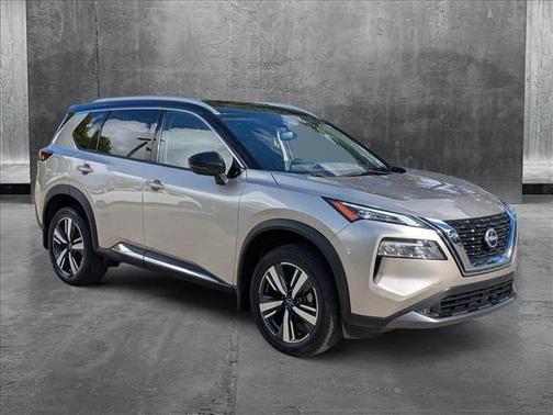 2022 Nissan Rogue SL