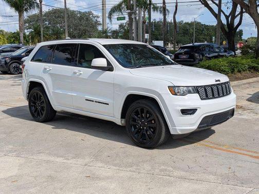 2019 Jeep Grand Cherokee Altitude