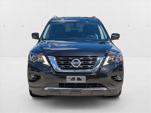 2018 Nissan Pathfinder SL
