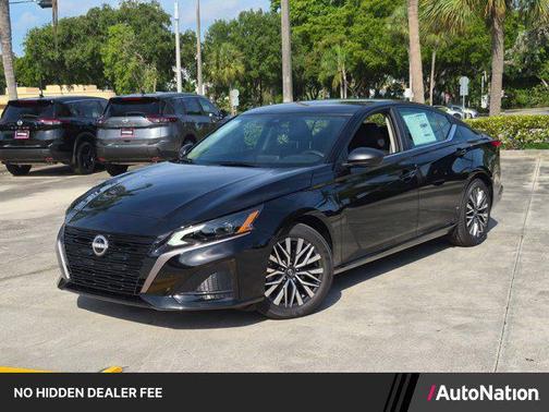 Super Black 2026 Nissan Altima SV FWD