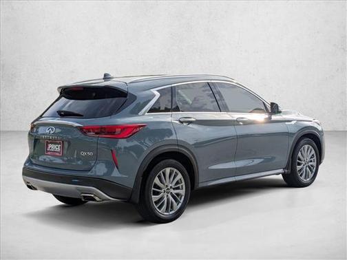 2023 INFINITI QX50 LUXE AWD