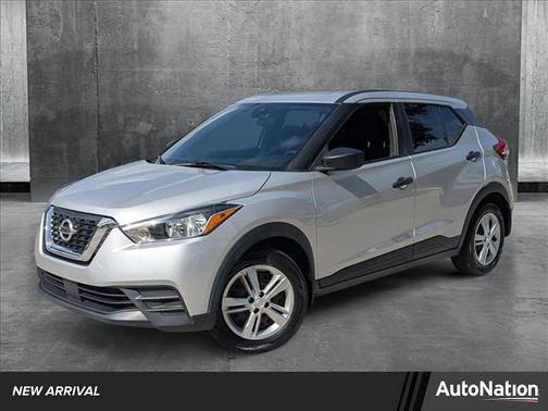 2020 Nissan Kicks S