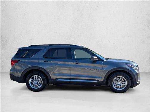 Carbonized Gray Metallic 2025 Ford Explorer Active