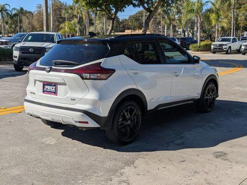 2023 Nissan Kicks SR