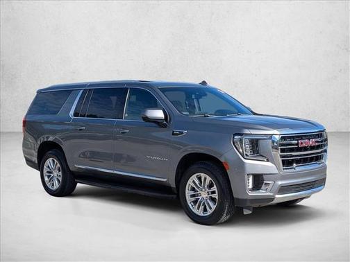 2022 GMC Yukon XL SLT