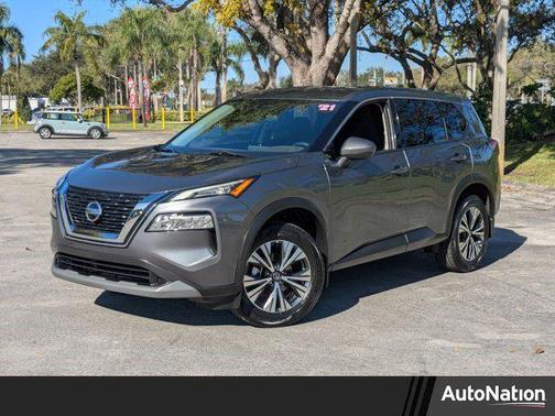 2021 Nissan Rogue SV