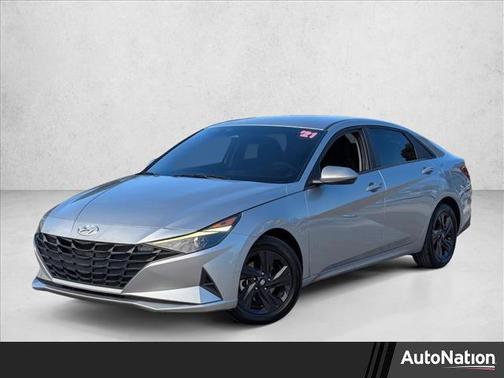 2021 Hyundai ELANTRA SEL