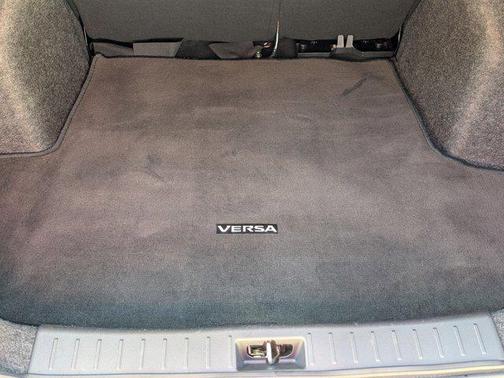 2020 Nissan Versa 1.6 SV