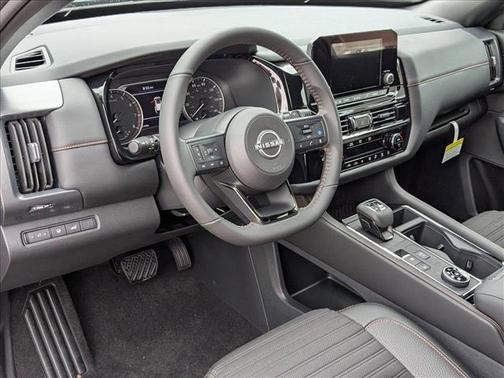 2025 Nissan Pathfinder Rock Creek 4WD